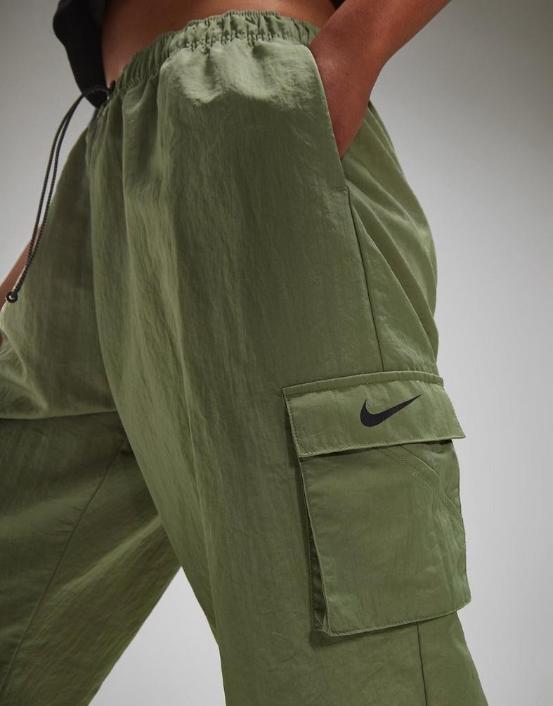 Nike Essential Woven Γυναικείο Cargo Παντελόνι
